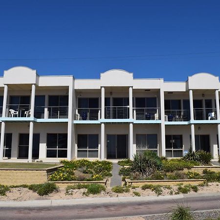 Christies Seahorse Holiday Townhouses Port Noarlunga Esterno foto