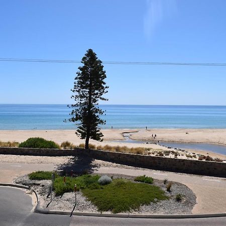 Christies Seahorse Holiday Townhouses Port Noarlunga Esterno foto