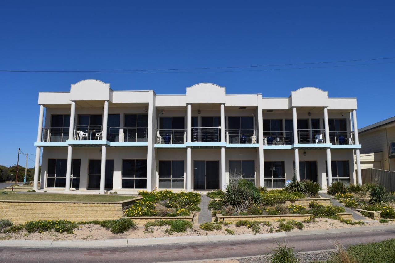 Christies Seahorse Holiday Townhouses Port Noarlunga Esterno foto